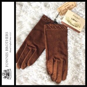 NWT Fownes Brothers & Co Inc Suede Gloves